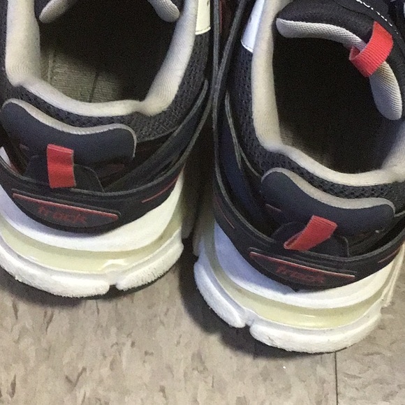 Balenciagas tracks - Picture 3 of 3